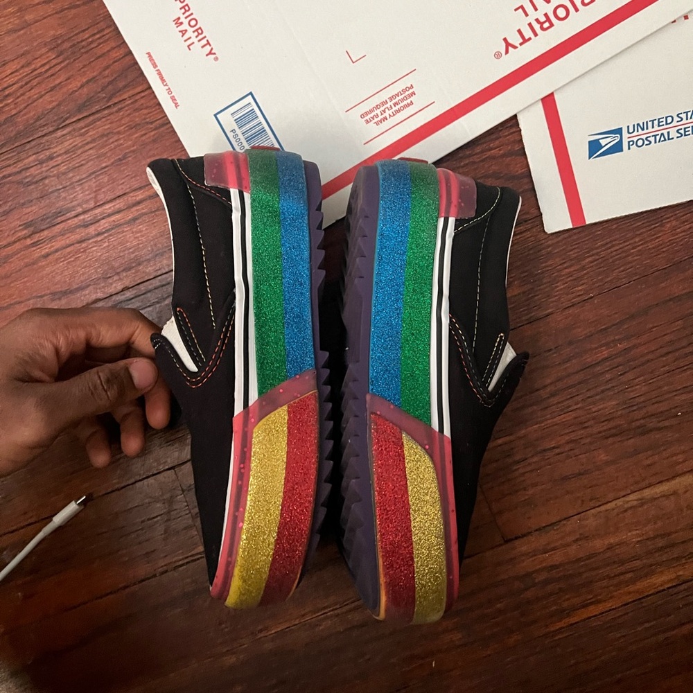 NWT VANS unisex Slip On Rainbow Glitter Platform Sneakers Size 5.5 wmns 4 men’s